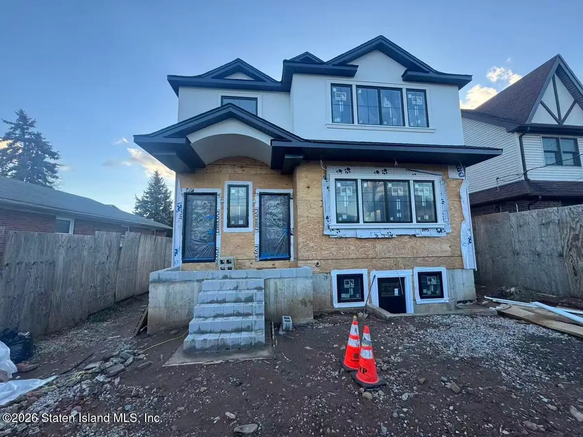 168 Otis Avenue, Staten Island, NY 10306 - Image #1