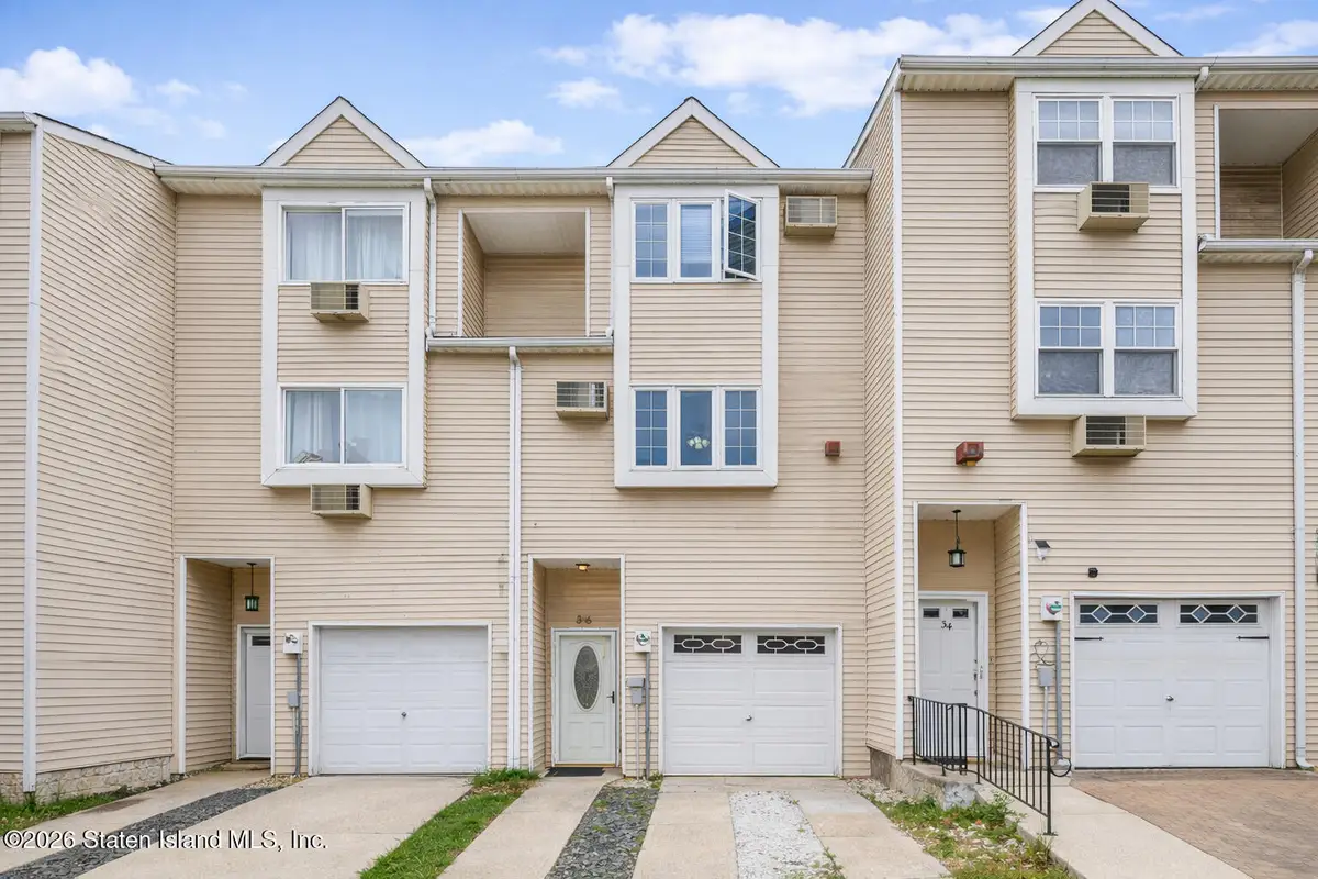 36 Northport Lane, Staten Island, NY 10314 - Image #1