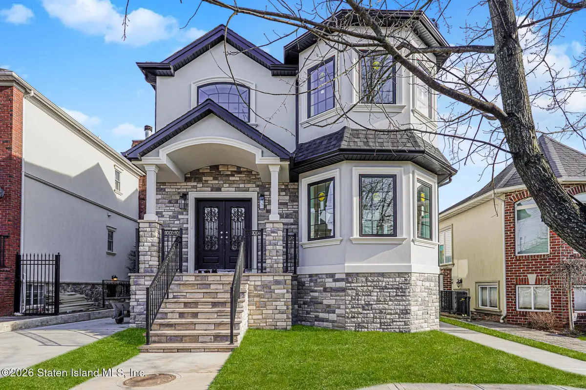 197 Finlay Street, Staten Island, NY 10307 - Image #1