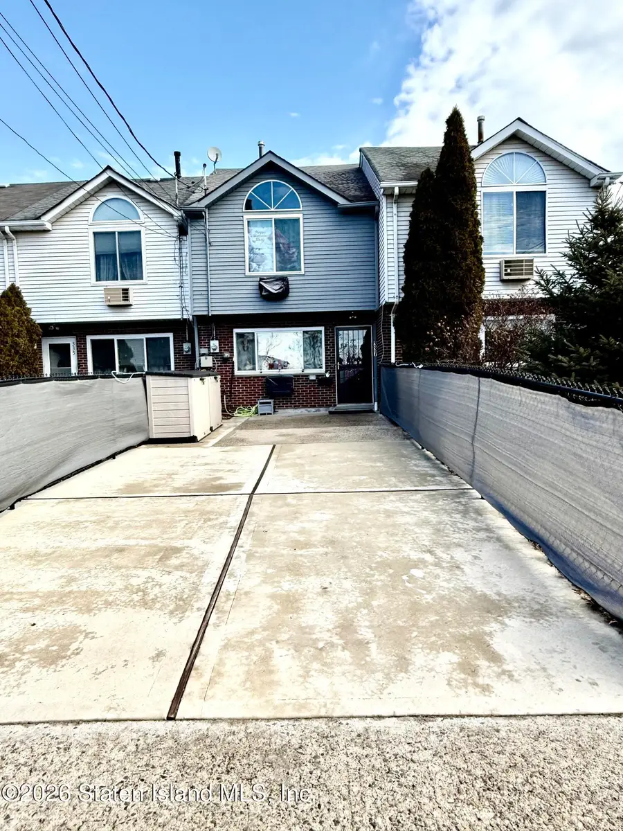 337 Parkinson Avenue, Staten Island, NY 10305 - Image #2
