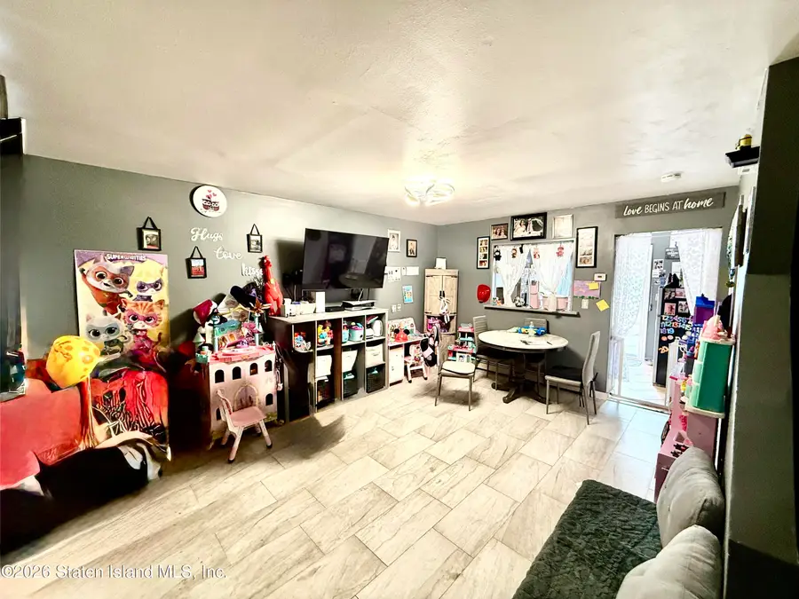 337 Parkinson Avenue, Staten Island, NY 10305 - Image #3