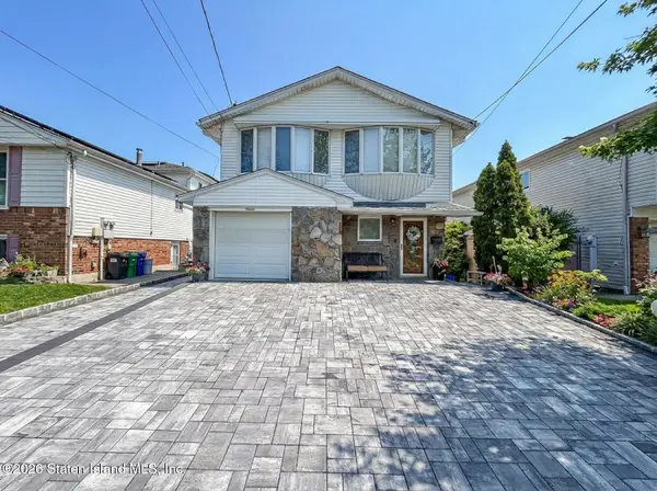 11 Firth Road, Staten Island, NY 10314