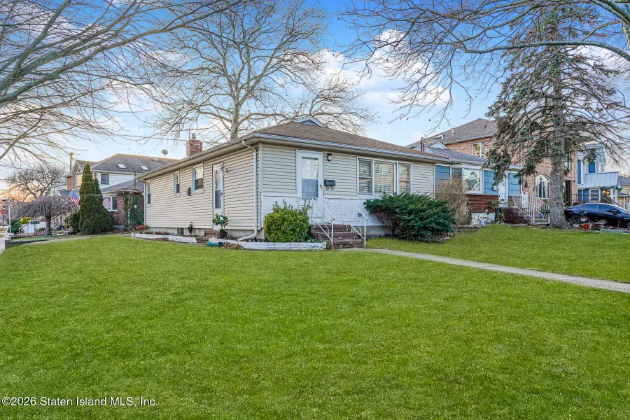 190 Liberty Avenue, Staten Island, NY 10305 - Image #3