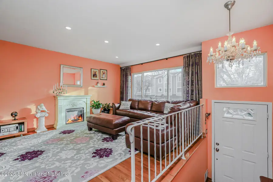 51 Mallard Lane, Staten Island, NY 10309 - Image #2