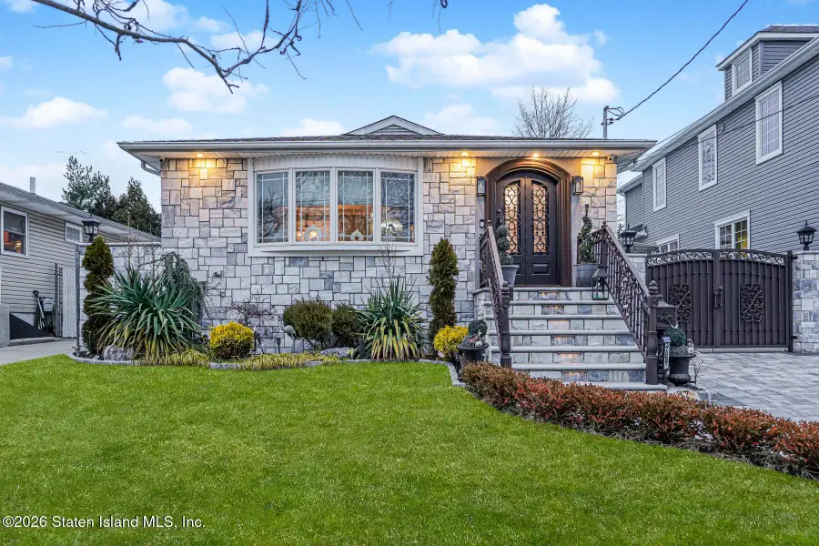 37 West Terrace, Staten Island, NY 10312 - Image #3