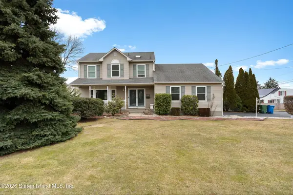 368 S Pine Avenue, Out of Area, NJ 08879