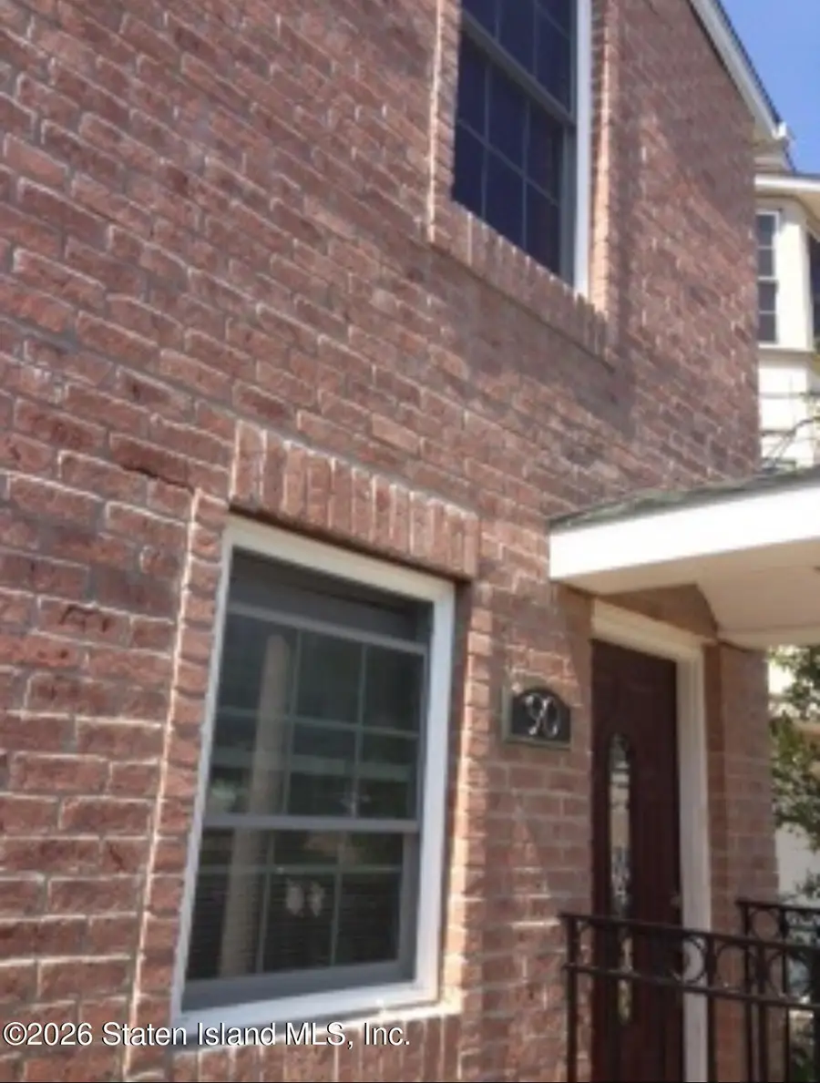 90 Mapleton Avenue, Staten Island, NY 10305 - Image #2
