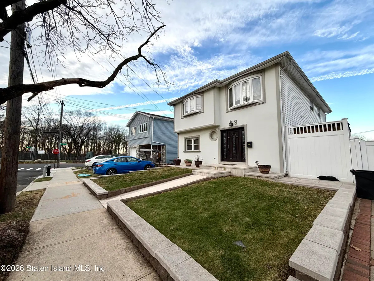 9 Boone Street, Staten Island, NY 10314 - Image #1