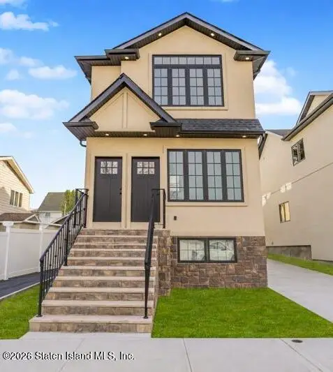 907 Rathbun Avenue, Staten Island, NY 10309 - Image #3