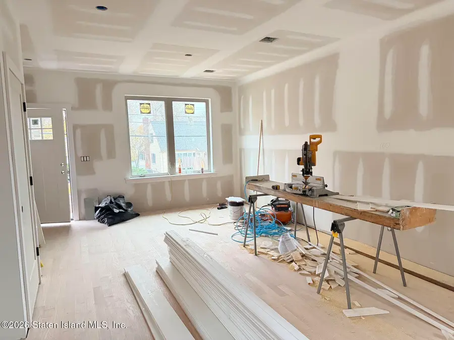 239 Barnard Avenue, Staten Island, NY 10307 - Image #3