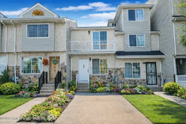 48 Studio Lane, Staten Island, NY 10304