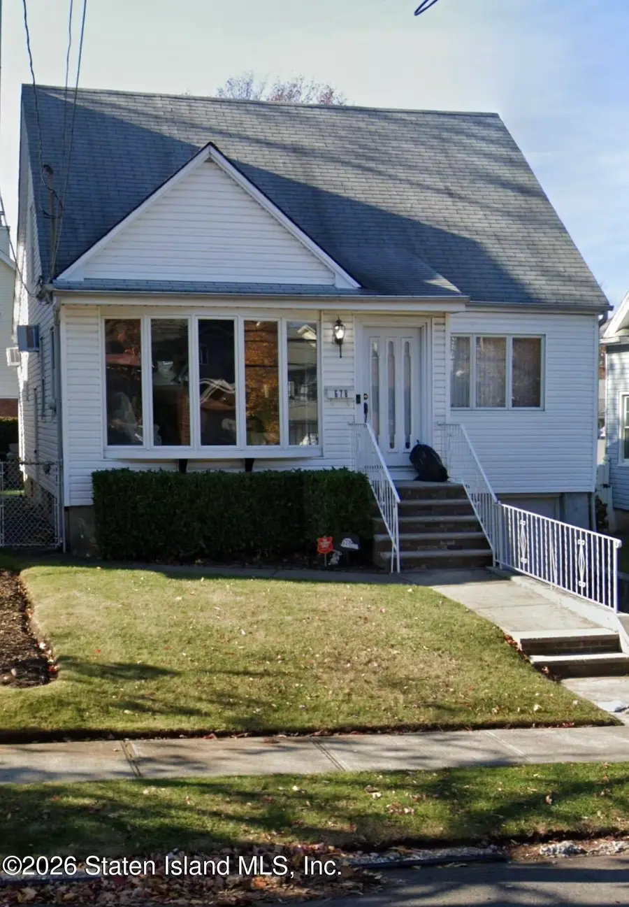 678 Bement Avenue, Staten Island, NY 10310 - Image #3