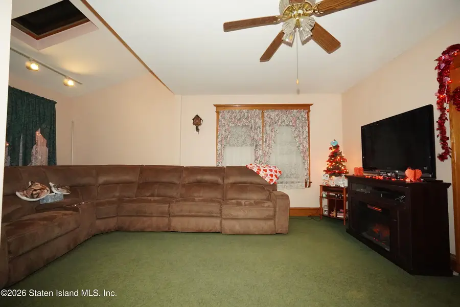 182 Lexington Avenue, Staten Island, NY 10302 - Image #3