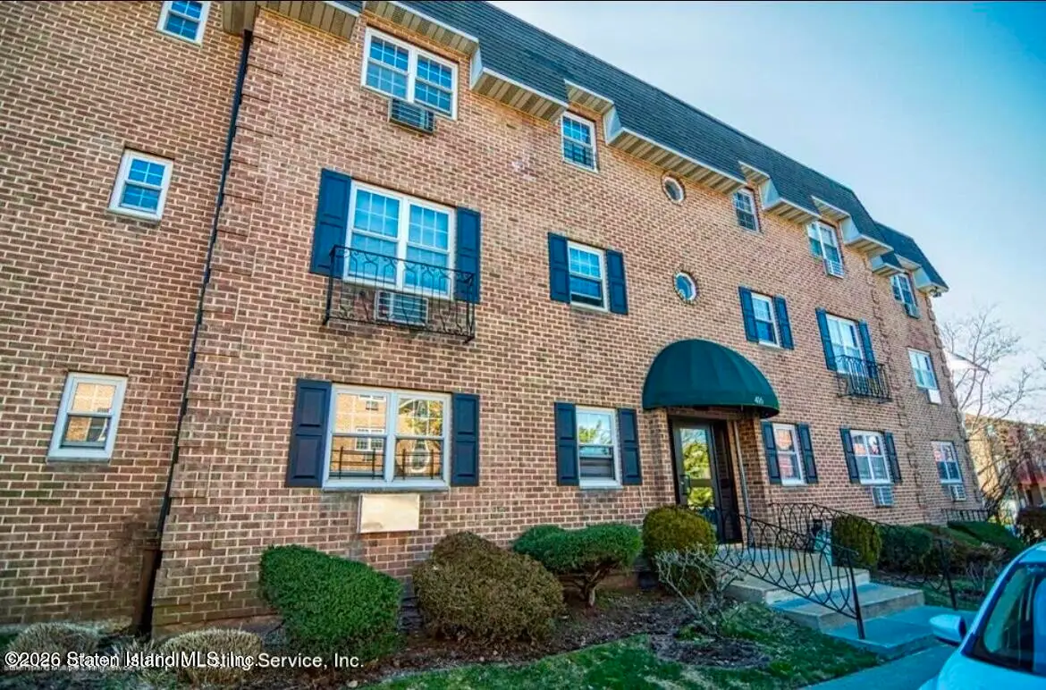 406 Maryland Avenue #1d, Staten Island, NY 10305 - Image #1