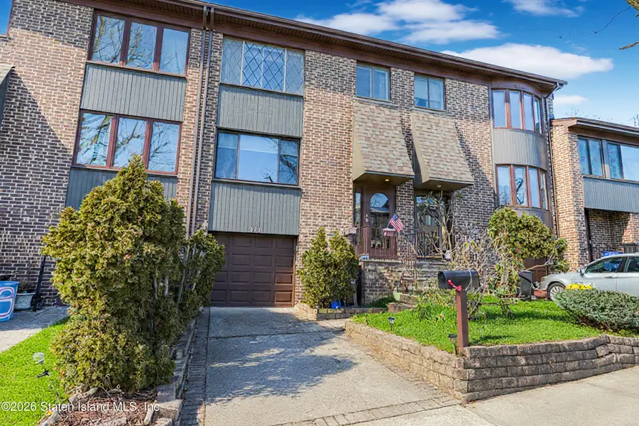 321 Hillbrook Drive, Staten Island, NY 10305 - Image #2