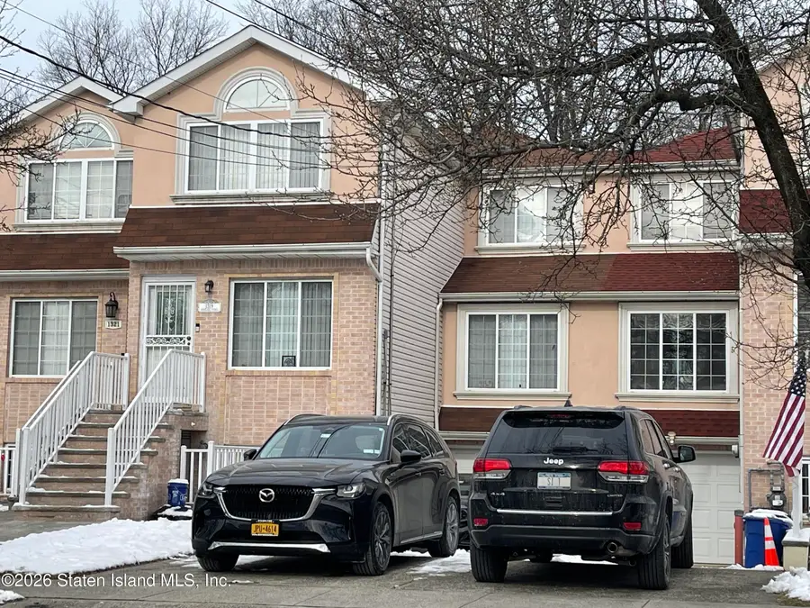 1319 Rockland Avenue, Staten Island, NY 10314 - Image #2