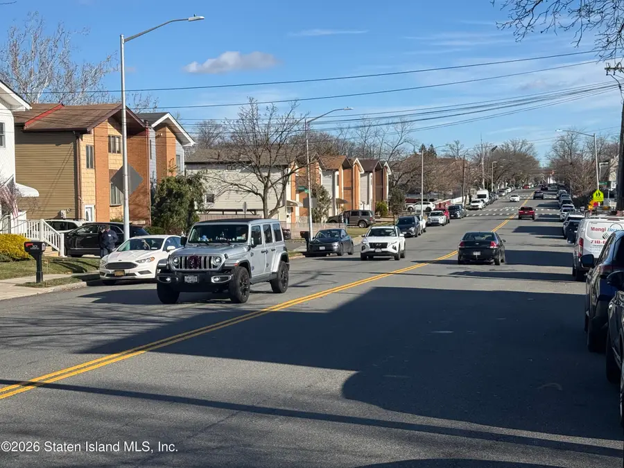 307 Leverett Avenue, Staten Island, NY 10308 - Image #3