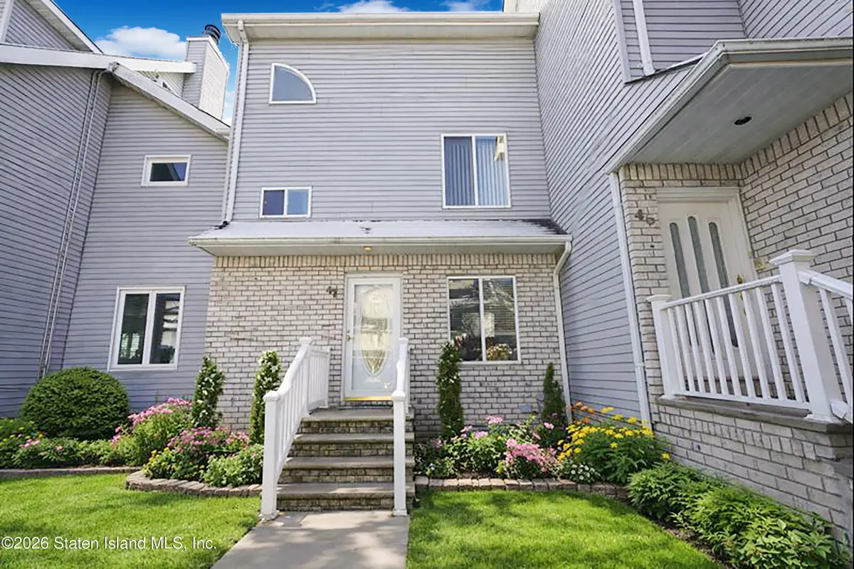 47 Fairlawn Loop, Staten Island, NY 10308 - Image #1