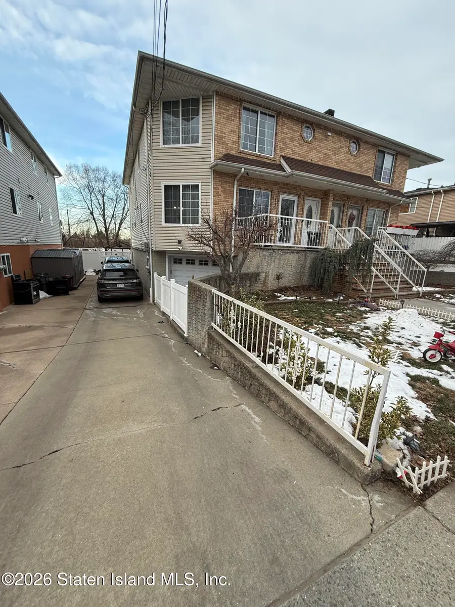 115 Barry Street, Staten Island, NY 10309 - Image #2