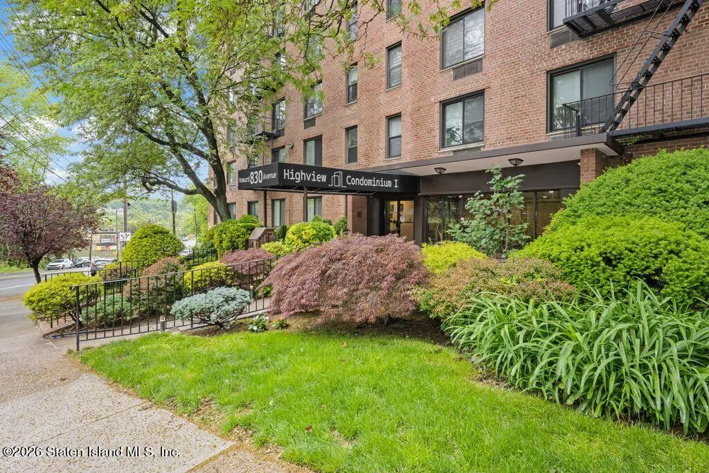 830 Howard Avenue #3h, Staten Island, NY 10301 - Image #1