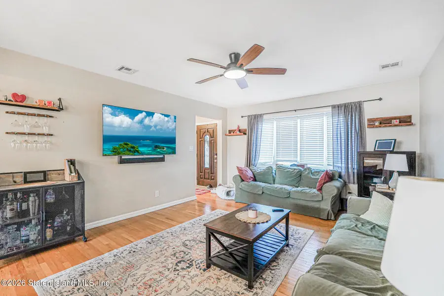 235 Collfield Avenue, Staten Island, NY 10314 - Image #3