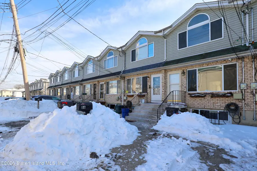 86 Confederation Place, Staten Island, NY 10303 - Image #3