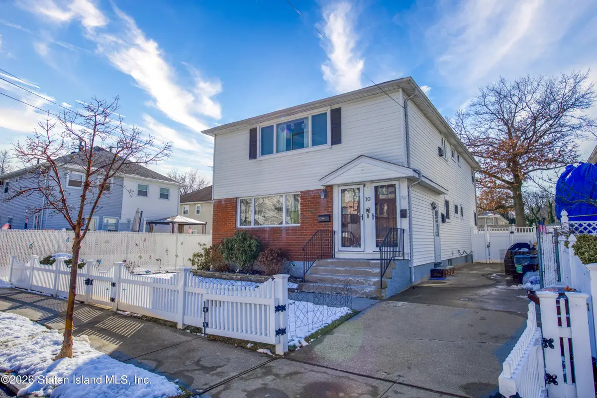 10 Montvale Place, Staten Island, NY 10308 - Image #1