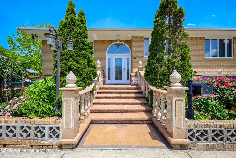 95 Woodlawn Avenue, Staten Island, NY 10305 - #2