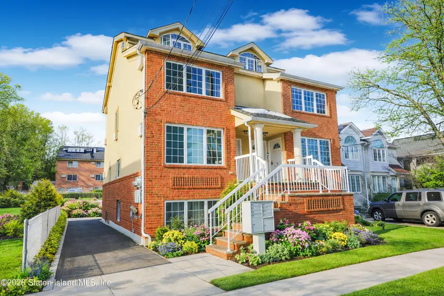 35 Clifton Avenue, Staten Island, NY 10305 - Image #2