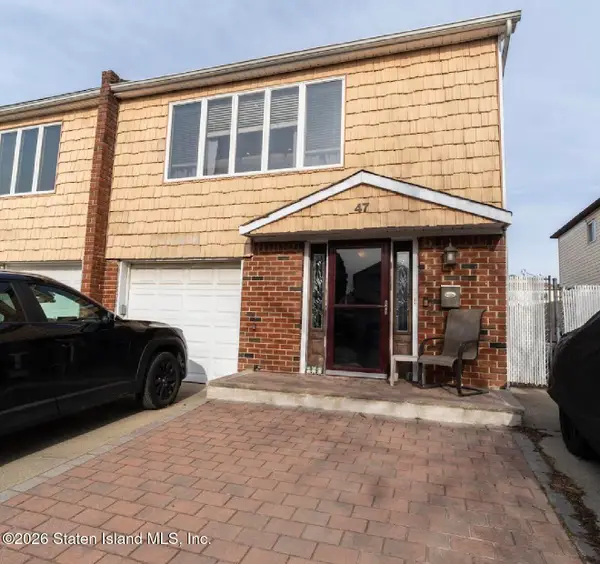 47 E Figurea Avenue, Staten Island, NY 10308