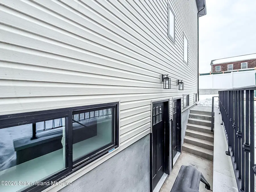 80 Sprague Avenue, Staten Island, NY 10307 - Image #3