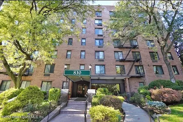 830 Howard Avenue #4h, Staten Island, NY 10301