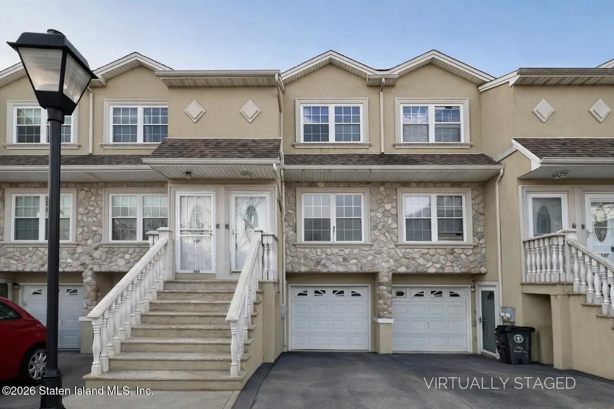 147 Dartmouth Loop, Staten Island, NY 10306 - Image #1