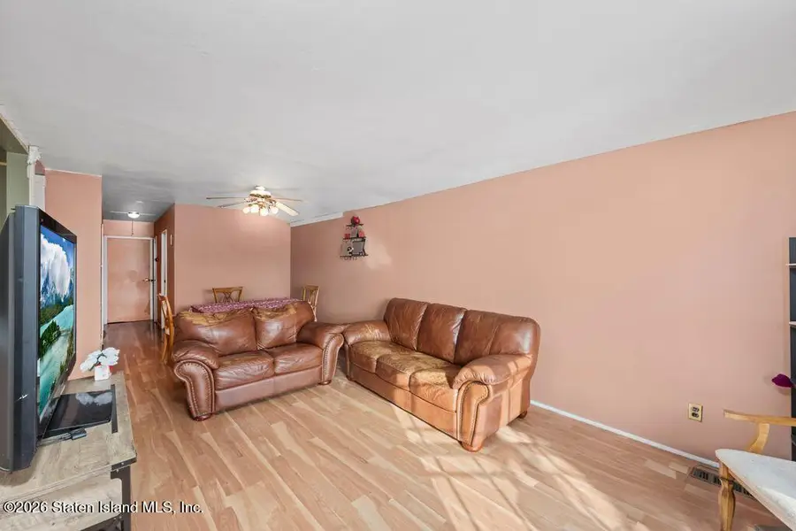 209 Regis Drive, Staten Island, NY 10314 - #3