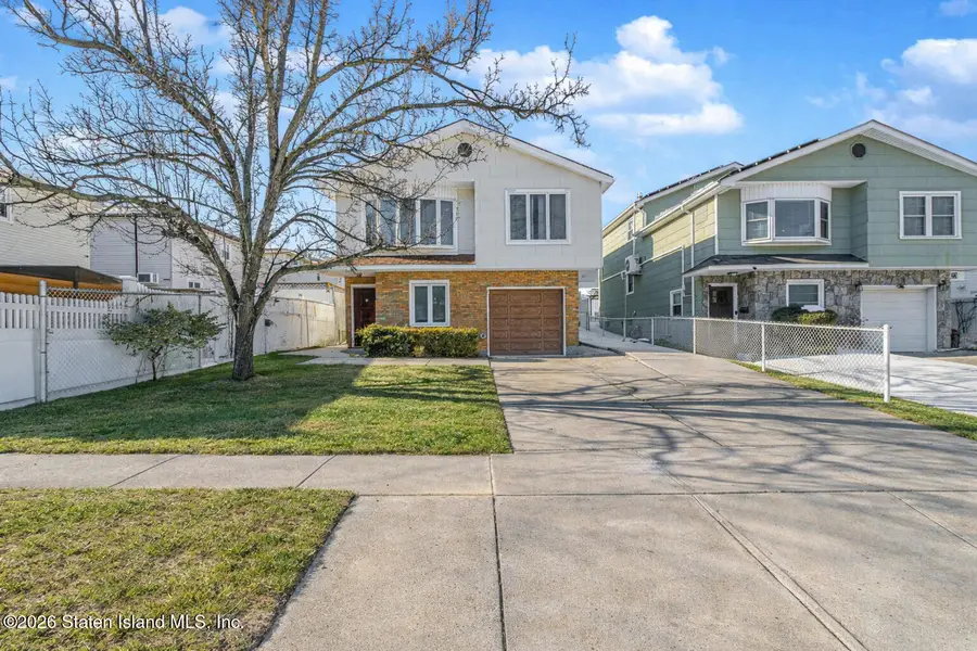 27 Edgegrove Avenue, Staten Island, NY 10312 - Image #2
