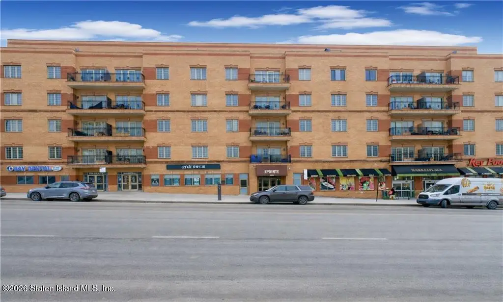 155 Bay Street #4c, Staten Island, NY 10301 - Image #1