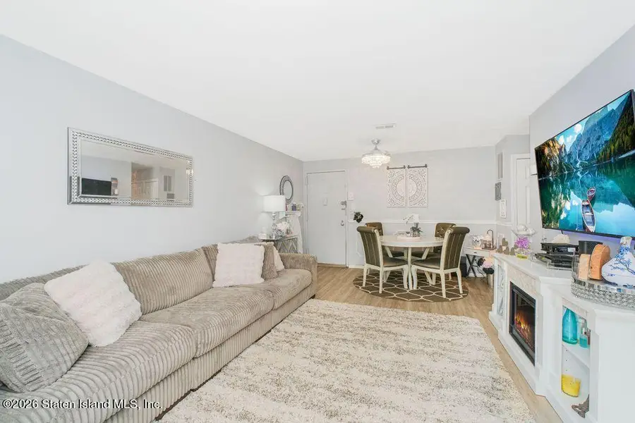 28 Fenway Circle #2-2, Staten Island, NY 10308 - #3