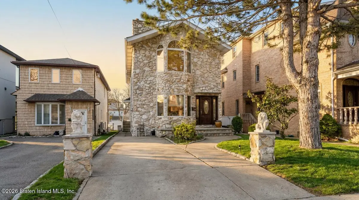 179 Hickory Avenue, Staten Island, NY 10305 - #1
