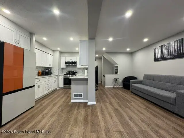 174 Ilyssa Way, Staten Island, NY 10312 - #3