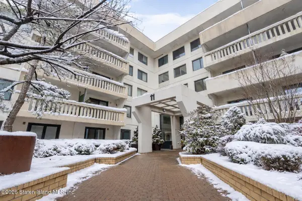 11 Windham Loop #5ll, Staten Island, NY 10314