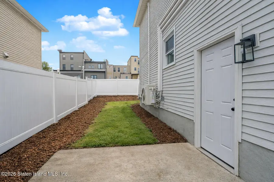 5 White Street, Staten Island, NY 10305 - #3