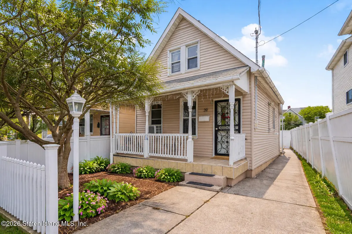 39 Post Lane, Staten Island, NY 10303 - #1