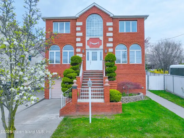 5775 Hylan Boulevard, Staten Island, NY 10309