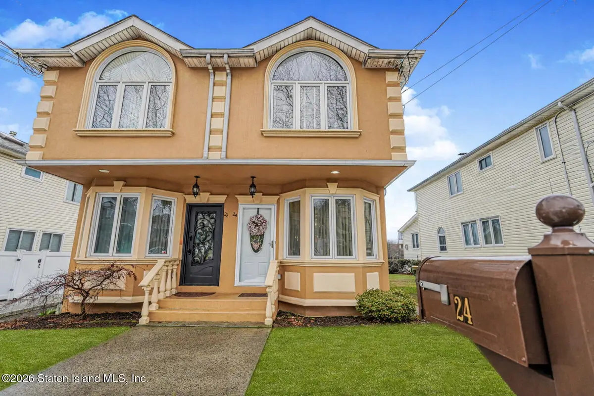24 Pleasant Plains Avenue, Staten Island, NY 10309 - #1