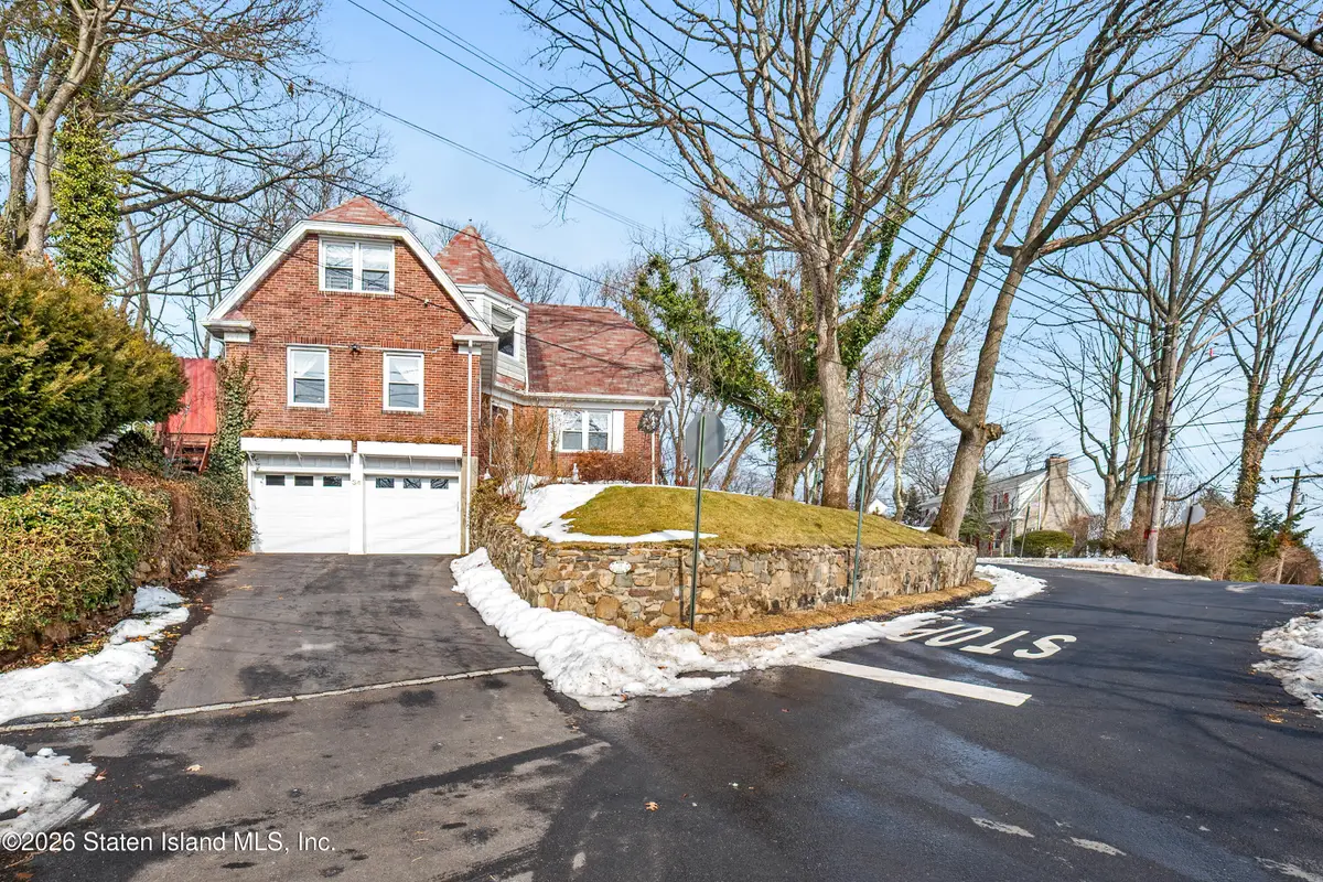 34 Holsman Road, Staten Island, NY 10301 - #1