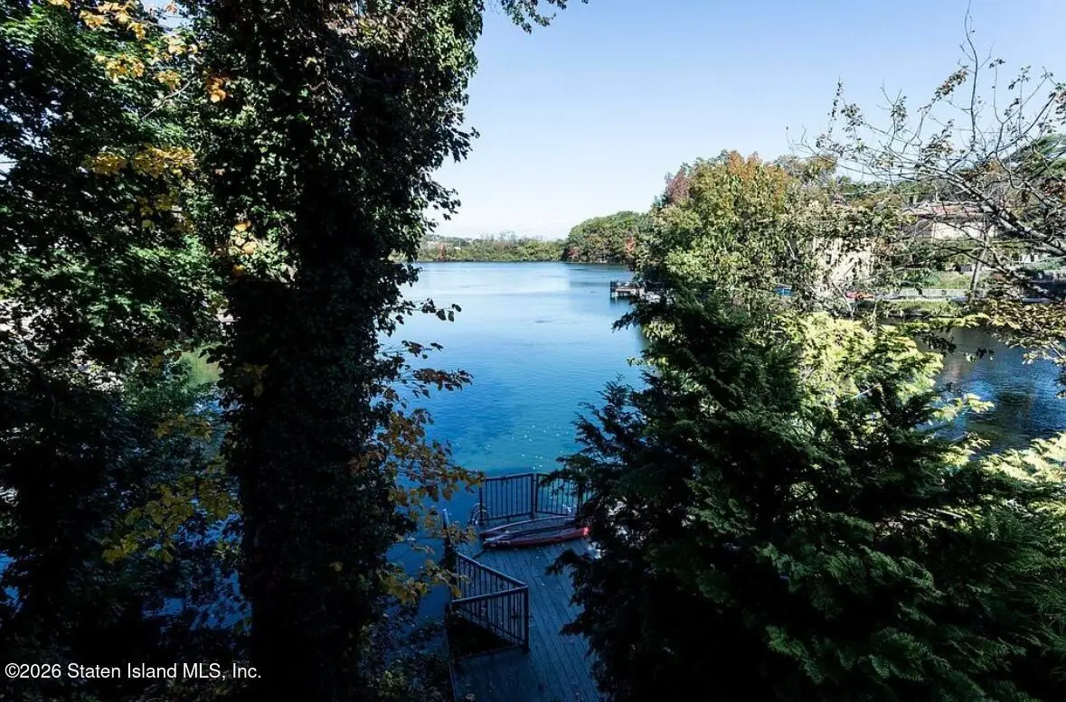 121 Windermere Road, Staten Island, NY 10305 - #1