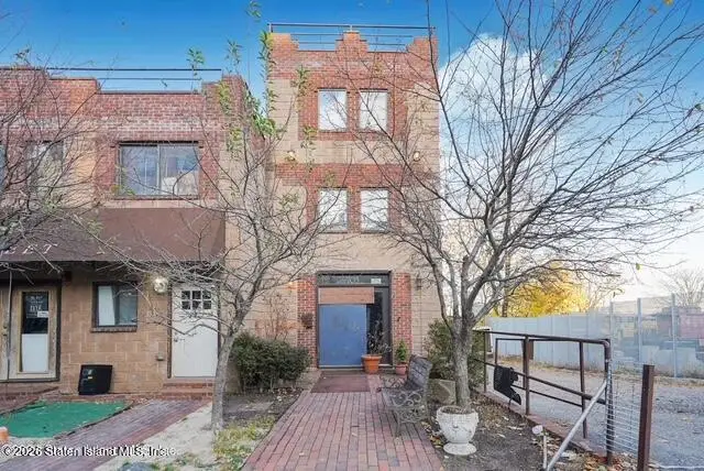 703 Bay Street, Staten Island, NY 10304 - #1