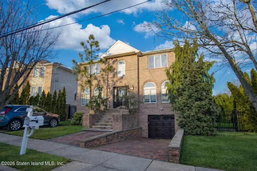 477 Vernon Avenue, Staten Island, NY 10309 - #2
