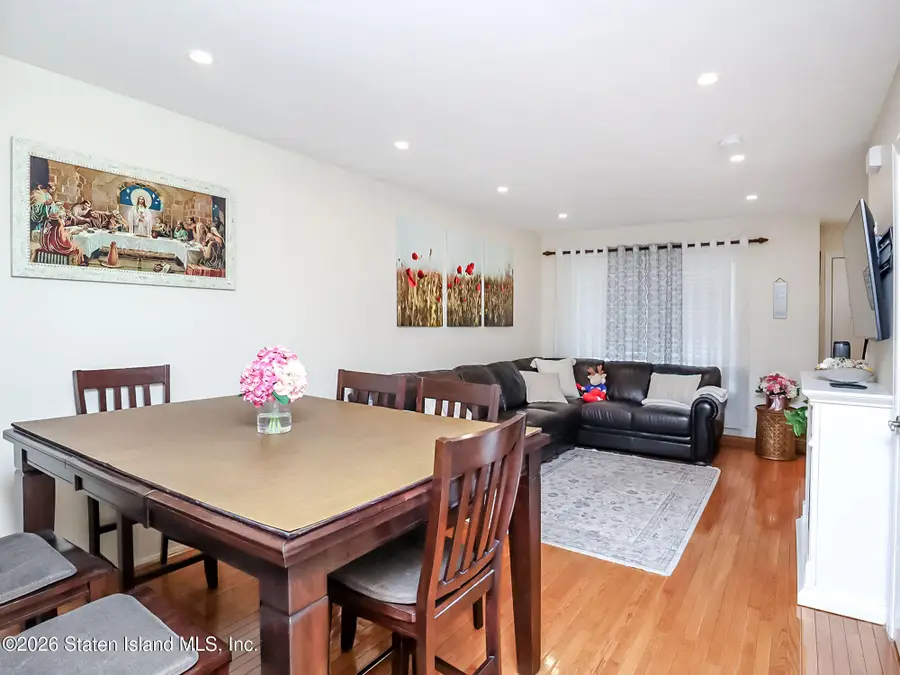 16 Deborah Loop, Staten Island, NY 10312 - #3