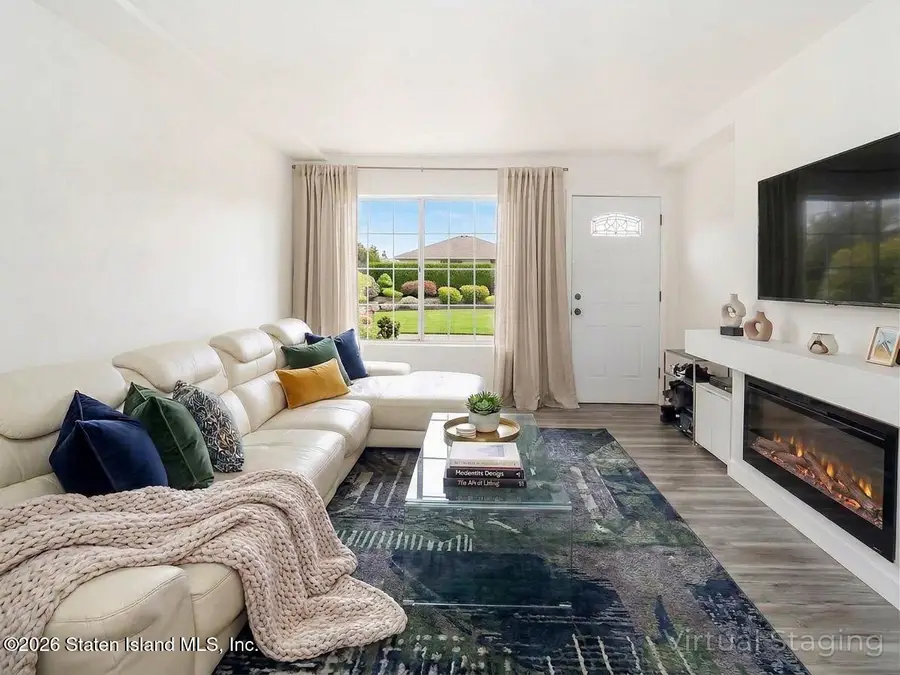 61 Daffodil Lane, Staten Island, NY 10314 - #3